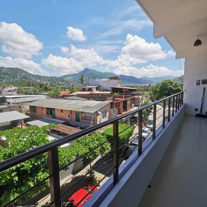 Large And Comfy Apartment, Near Dt And Principal Beach! Zihuatanejo Exterior photo